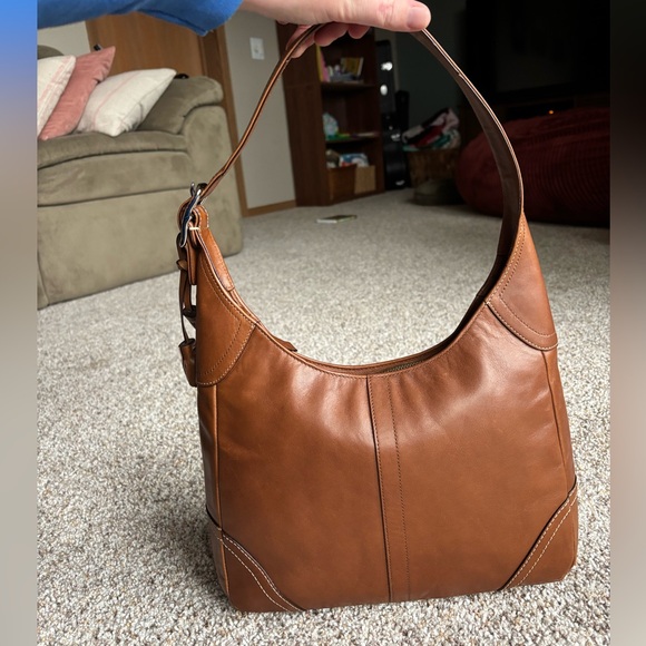 Coach Handbags - Vintage Coach Hamilton Hobo Bag - Great Condition